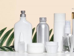 PET吹瓶配套空压机如何选？行业标杆话你知！